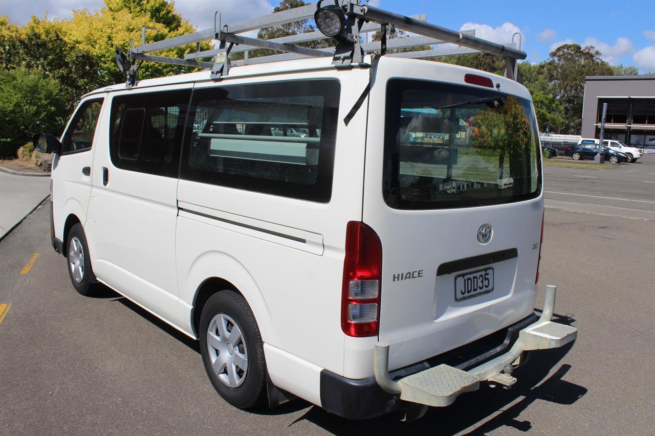 2015 Toyota Hiace