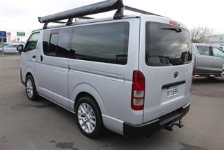 2012 Toyota Hiace - Thumbnail