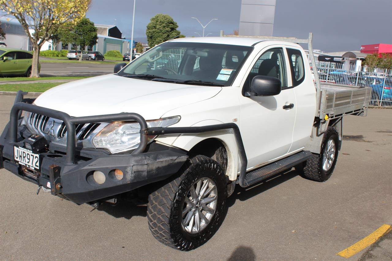 2016 Mitsubishi Triton