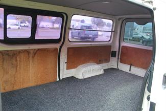 2014 Toyota Hiace - Thumbnail
