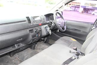 2014 Toyota Hiace - Thumbnail