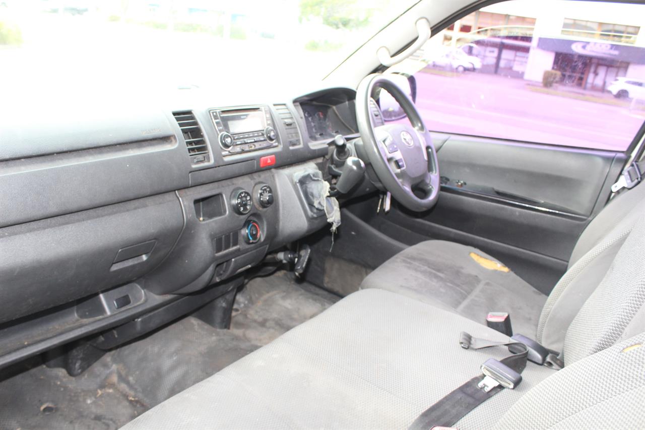 2014 Toyota Hiace