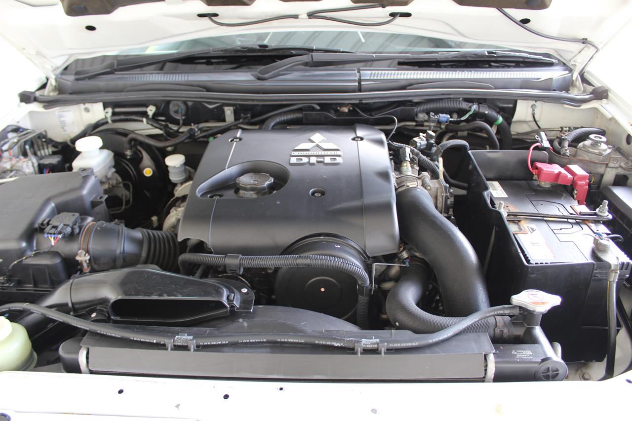 2015 Mitsubishi Triton