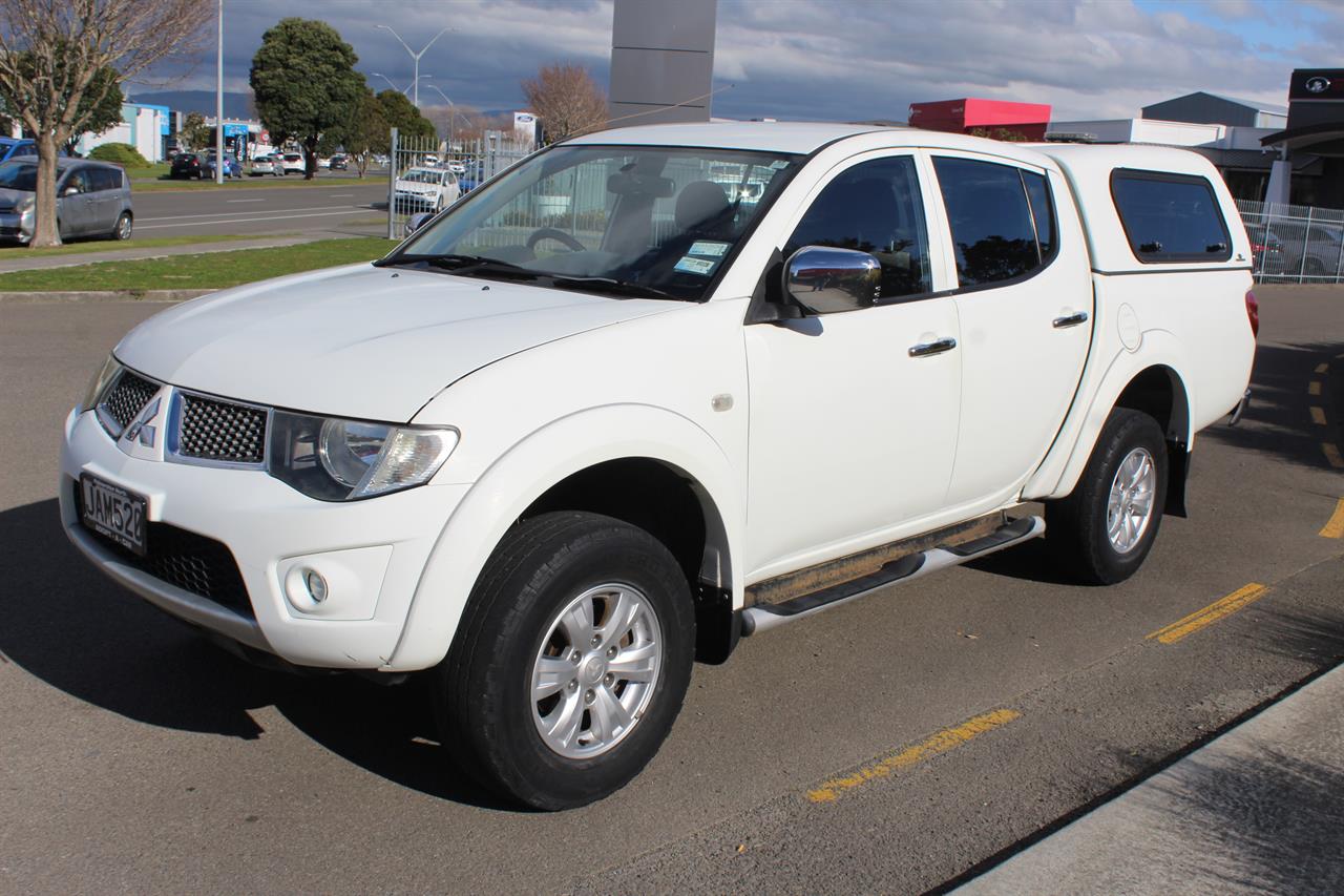 2015 Mitsubishi Triton