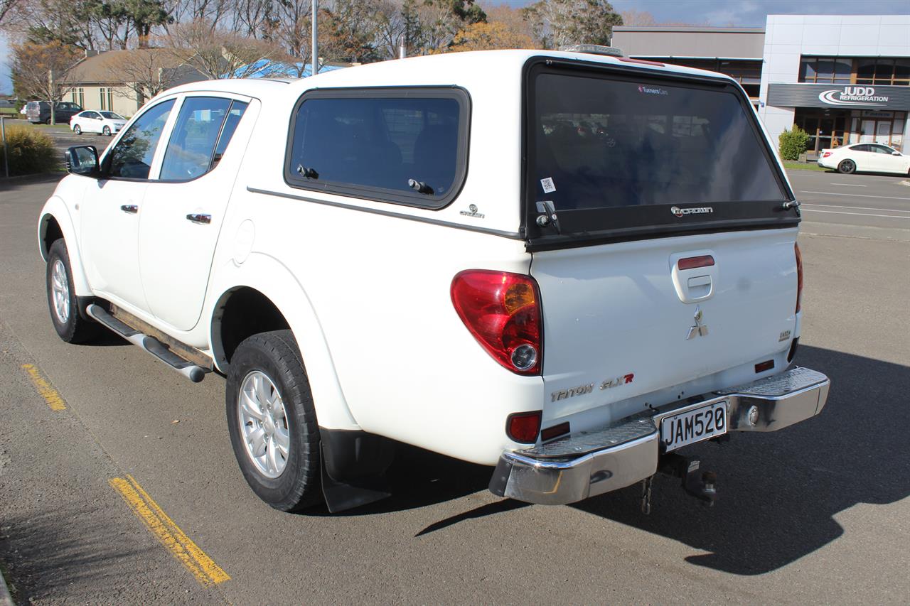 2015 Mitsubishi Triton