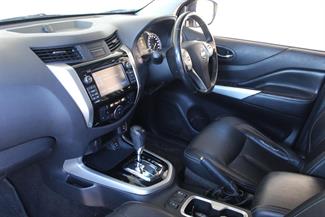 2019 Nissan Navara - Thumbnail