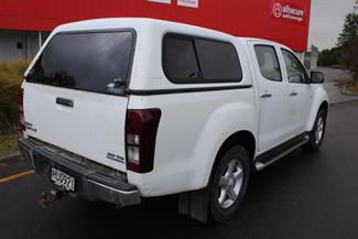 2014 Isuzu D-MAX - Thumbnail