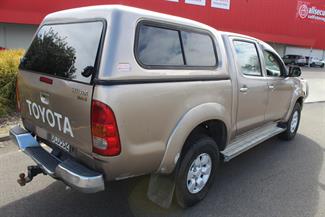 2005 Toyota Hilux - Thumbnail