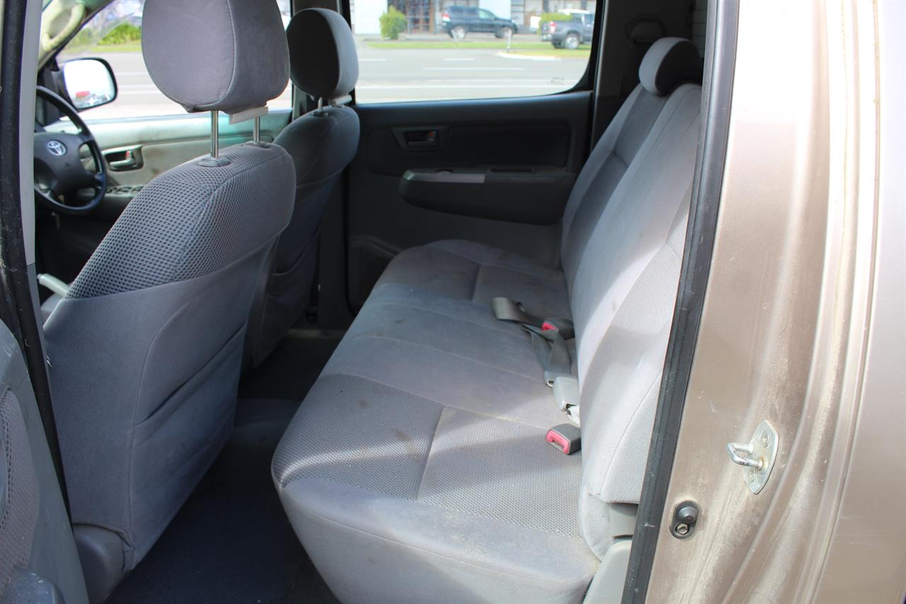 2005 Toyota Hilux