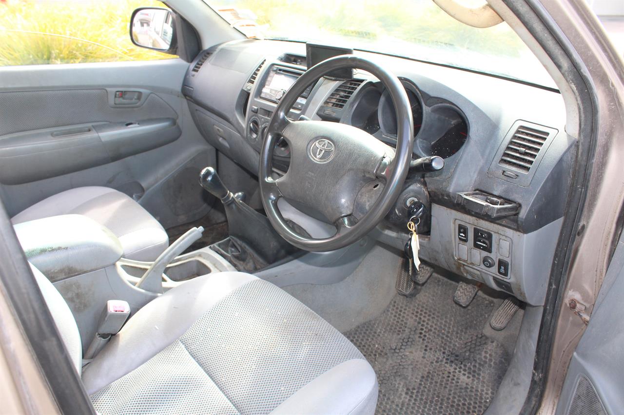 2005 Toyota Hilux