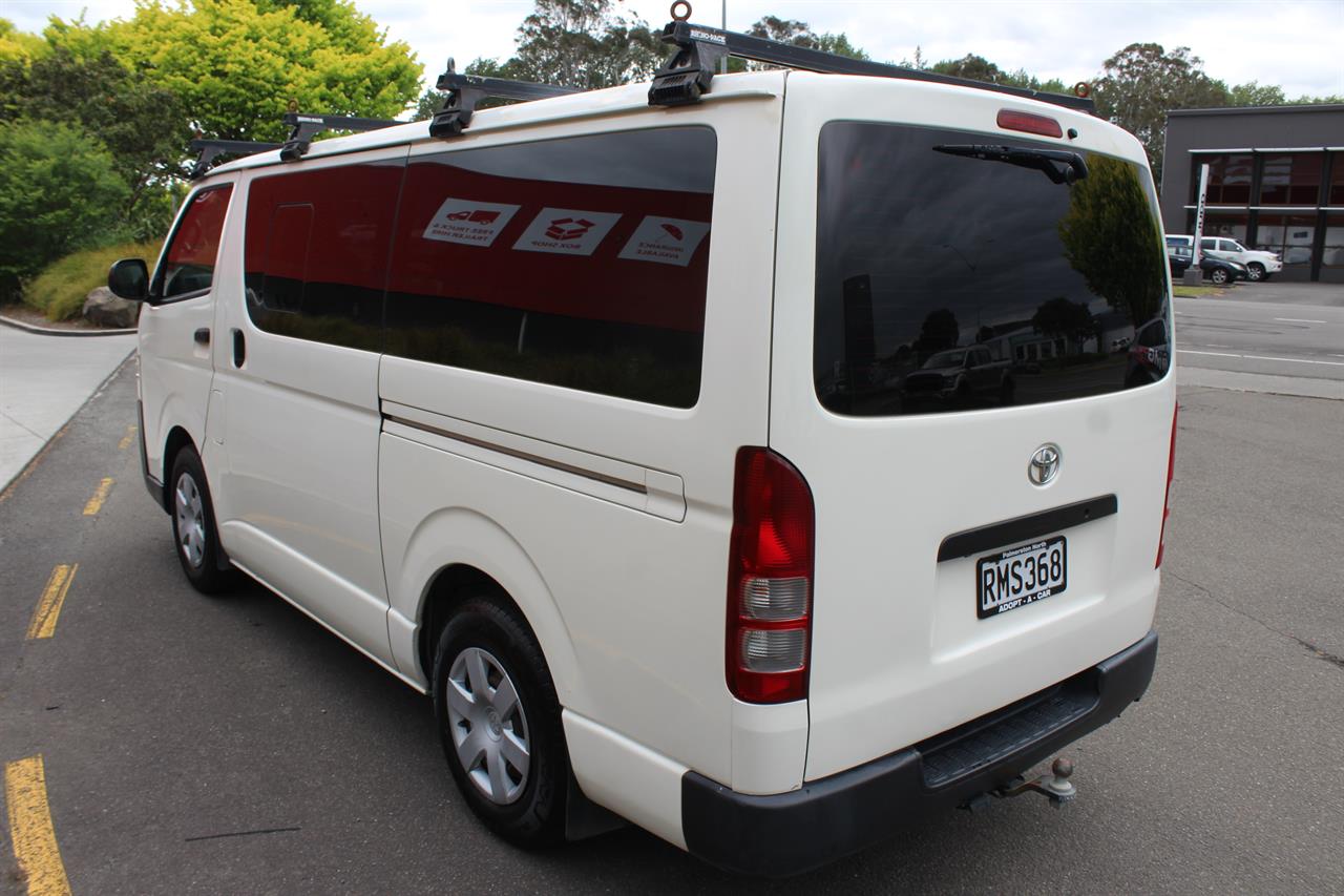 2015 Toyota Hiace