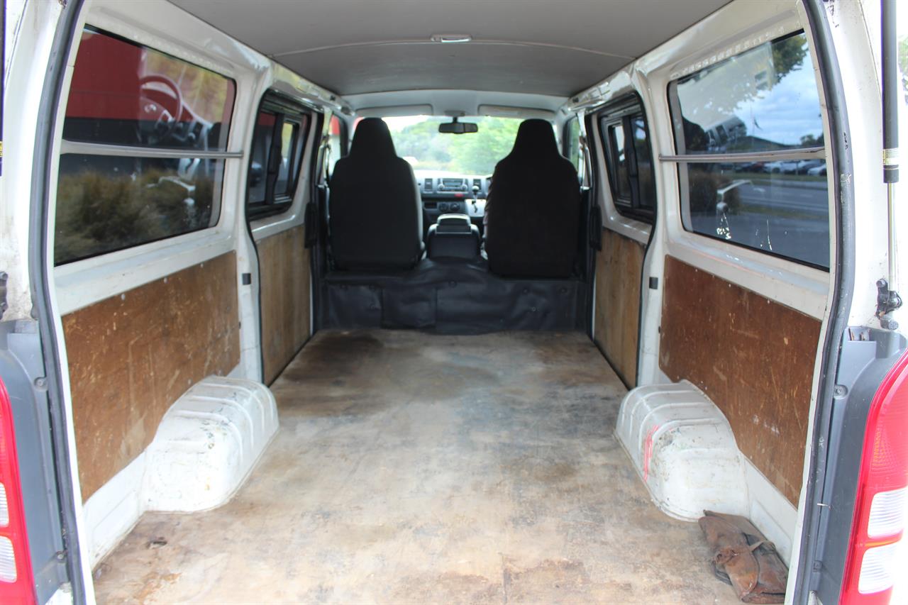 2015 Toyota Hiace