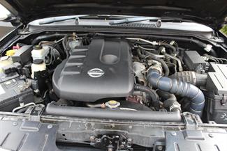 2010 Nissan Navara - Thumbnail