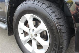 2010 Nissan Navara - Thumbnail