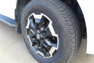 2021 Nissan Navara - Thumbnail