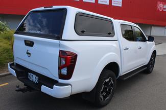 2021 Nissan Navara - Thumbnail