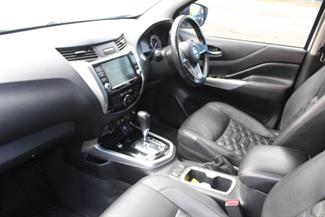 2021 Nissan Navara - Thumbnail